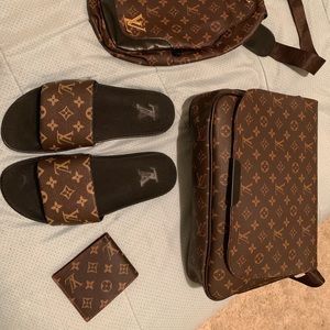 Meet your Posher, Emori